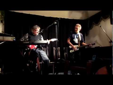 Видео: Кузя Уо - "Детский доктор сказал Ништяк"