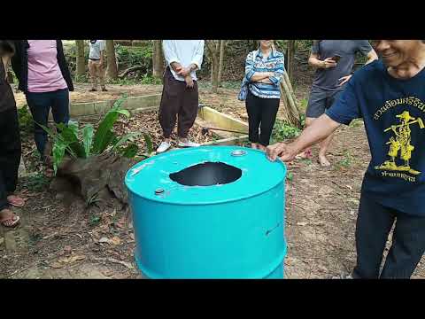 Видео: Производство высококачественного древесного угля без дыма.