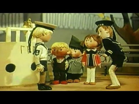 Видео: ИСТОРИЯ ПЕСНИ. Что тебе снится, крейсер "Аврора"...