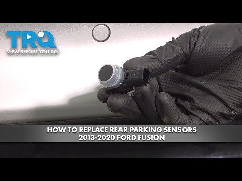 Видео: Как заменить задние датчики парковки на Ford Fusion 2013-2020
