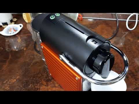 Видео: Кофемашина NESPRESSO видео обзор