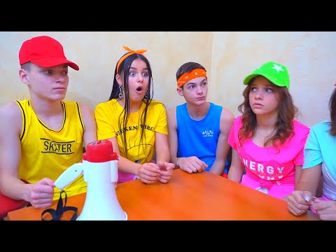 Видео: ХУЛИГАНИМ в ШКОЛЕ На УРОКАХ