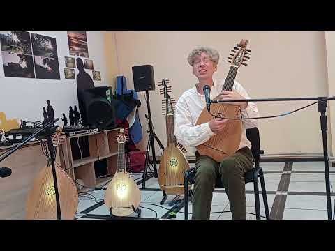 Видео: Юрко Фединський виконує козацьку думу