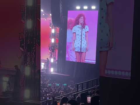 Видео: Юлия Дмитриевна Зиверт(ZIVERT) — «Гудбай» 🇷🇺 21.10.2025 Кишинёв(CHISINAU), Молдовa(MOLDOVA)🇲🇩.