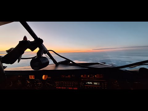 Видео: полет по кругу на самолете Mooney M-20J