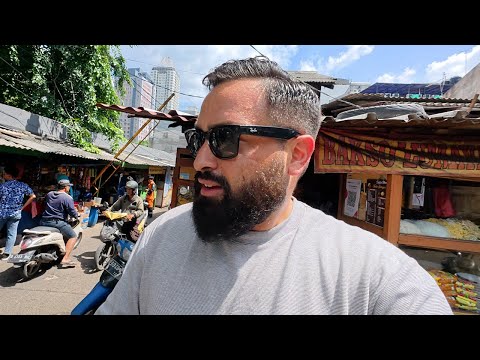 Видео: Первые впечатления о Джакарте, Индонезия 🇮🇩