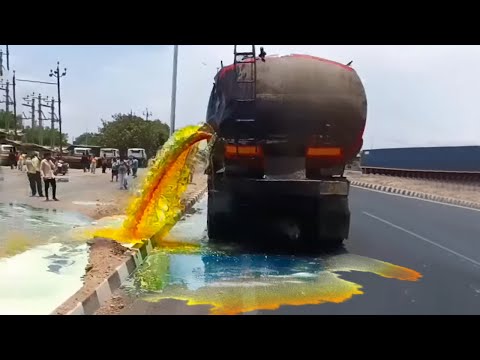 Видео: У Этих Людей Выдался День Явно Похуже Вашего