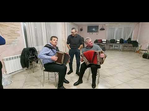 Видео: Частушки с перчиком на нижегородских гармонях