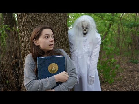 Видео: Белая дама в реальной жизни! Nepeta Страшилки