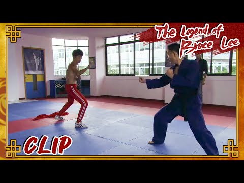 Видео: 🔥Брюс Ли ПК корейский мастер каратэ | Bruce Lee | Kung Fu | MMA