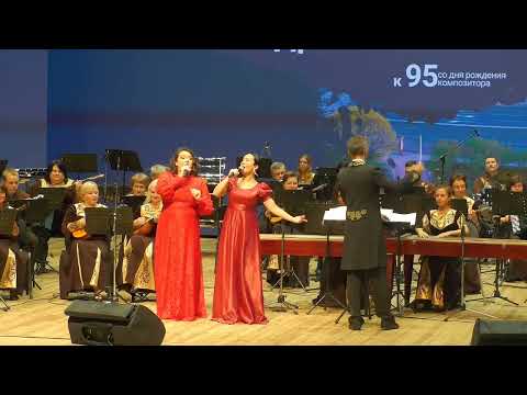 Видео: Ю.Почкалова и С.Фатеева "Трубачи"