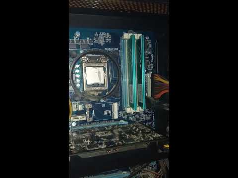 Видео: Компьютерный микропроцессор intel core i5 3570 cpu 3.80ghz замена термопасты.Замена термопасты пк