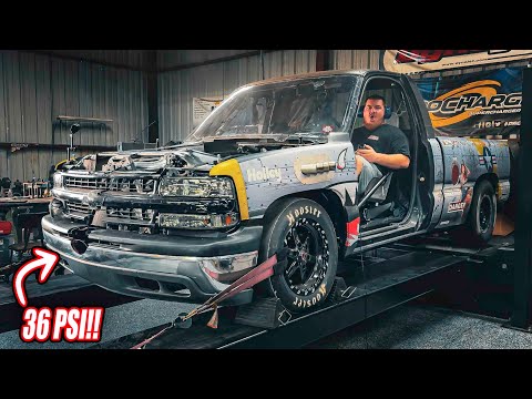 Видео: Mississippi Queen заезжает на динамо-машину и делает первый проход с ускорением!! Звучит безумно!!!