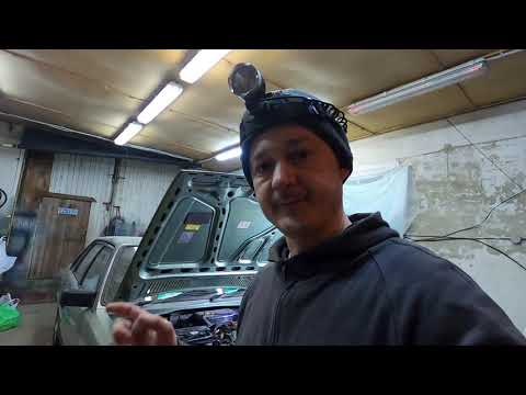 Видео: AUDI 80 B2 SC #8 Замена ремня ГРМ Мотор JN / Timing belt replace