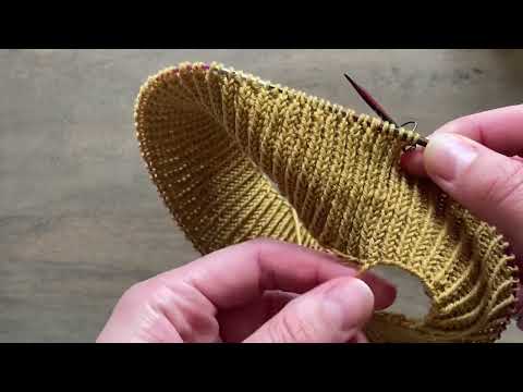 Видео: Создание сложенного воротника