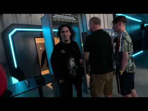 Видео: ИРЛ СТРИМ КУРСЕДА С АМЕРИКАНСКИХ ГОРОК (НЬЮ ЙОРК)