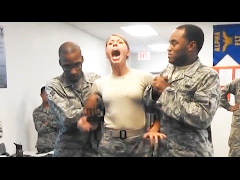 Видео: Смешная реакция не удалась | Попробуй не смеяться 2023