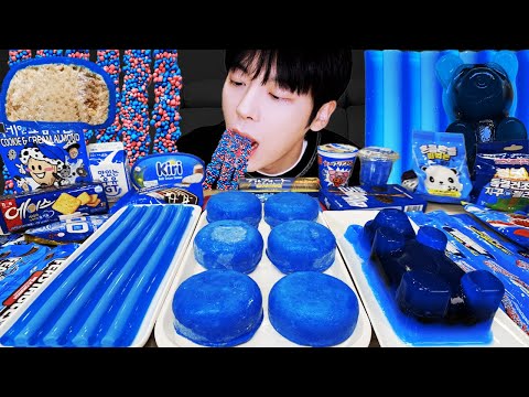 Видео: АСМР МУКБАНГ | галактика мед желе, конфеты, рецепт! десерты(голубая еда, желе из лапши, мороженое)