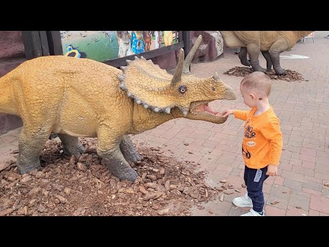 Видео: Парк динозавров в Польше JURASSIK PARK | Приключения малыша, поиск динозавров, раскопки!!!