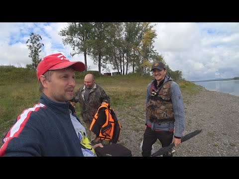 Видео: Рыбалка с ночевкой на хариуса через лютое бездорожье! Это стоило того! Кабанчики на глухарика!