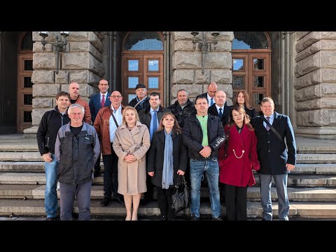 Видео: Мачкани от местната дерибейска власт на "ДПС-НН" свидетелстват за ада, в който живеят