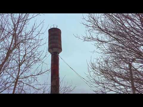 Видео: Заброшенная школа в заброшенном поселке. Сталк по заброшке.