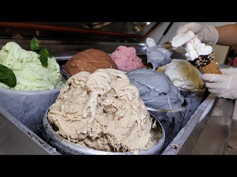 Видео: Приготовление настоящего жевательного итальянского домашнего мороженого - Корейская уличная еда