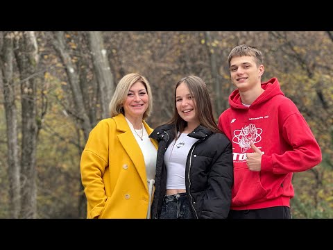 Видео: ЧЕМ ЗАНИМАЕТСЯ ДАРИНА с ПАШЕЙ в ШКОЛЕ? Всё от первого лица!)