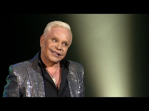 Видео: Борис Моисеев - Черный бархат [2016]
