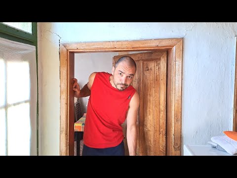 Видео: САМ НА СЕЛО: Трудно ли се живее сам? I Живот на село