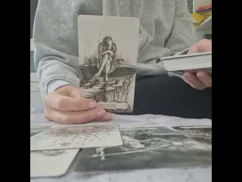 Видео: Защо не показва чувствата си?