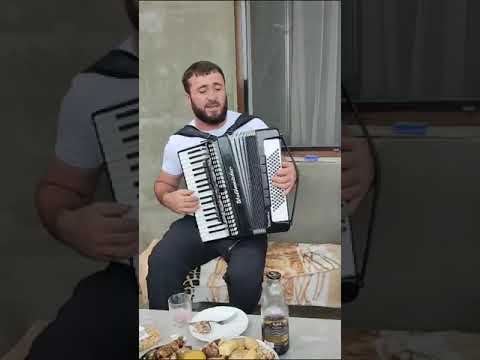 Видео: Сируж поет