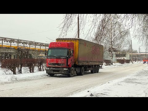 Видео: Выбираюсь из снежного Урала
