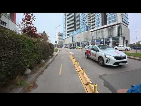 Видео: Пети ноември 2025г. Сутрешно към Ректората. Отидох да проверя пак компютърчетата.