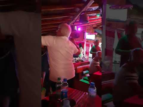 Видео: Кючека "Зелената салата" - Petio Vasilev- Peko!!! Созопол!