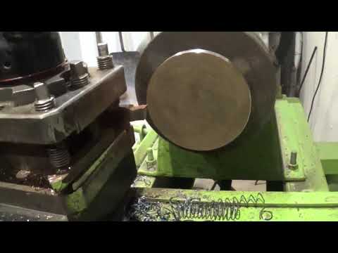Видео: Токарный в работе.Самоделка.