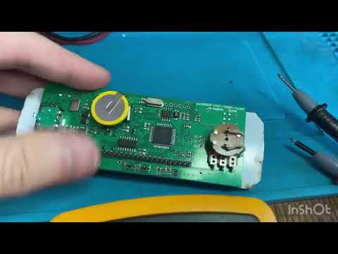 Видео: Ремонт SW2022 mini. Перезагружается, плавающие показания напряжения на дисплее