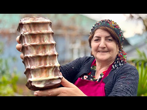 Видео: Бабушка Сделала Знаменитую Дубайскую Шоколадку! Вы Можете Легко Сделать Ее