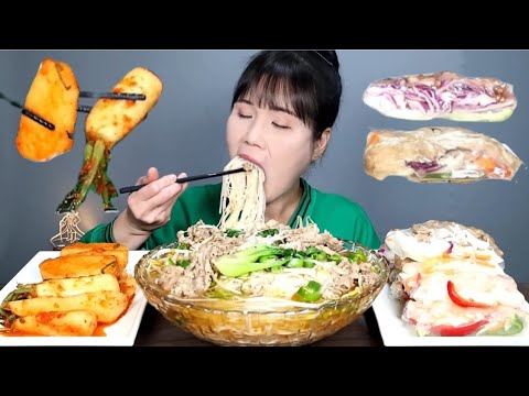 Видео: Скучные, кимчи, лапши, мукбанг. АСМР.