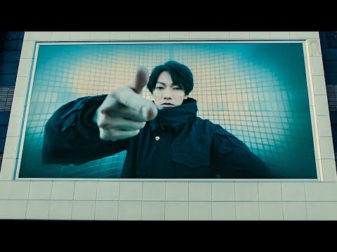 Видео: Жігіт МОНИТОР экраны арқылы кез келген адамды САУСАҚПЕН өлтіруді үйренді