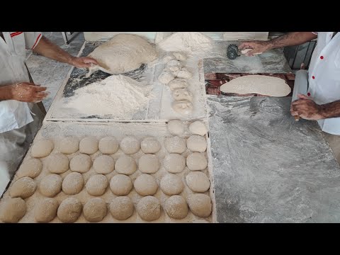 Видео: Выпекаем иранский хлеб странной формы...🧐😲| мистер еда #выпечкахлеба