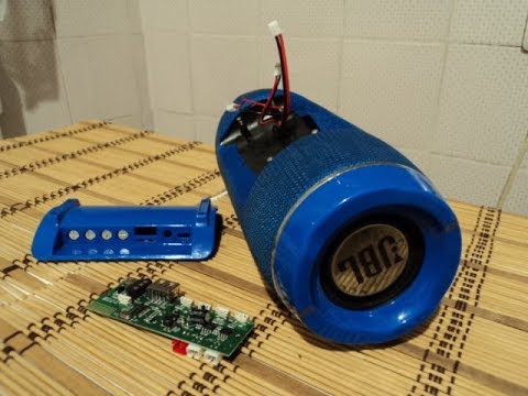 Видео: Выломали кнопки в mp3 колонке JBL