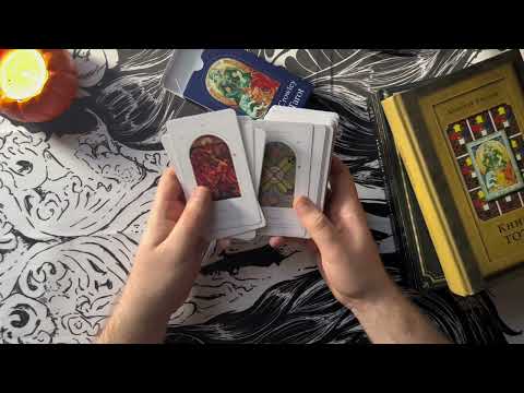 Видео: Таро Тота, с чего начать? Вся правда о колоде.