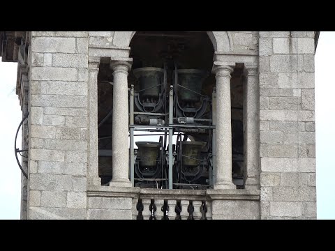 Видео: Торжественный звон колоколов в Палланце во время шторма