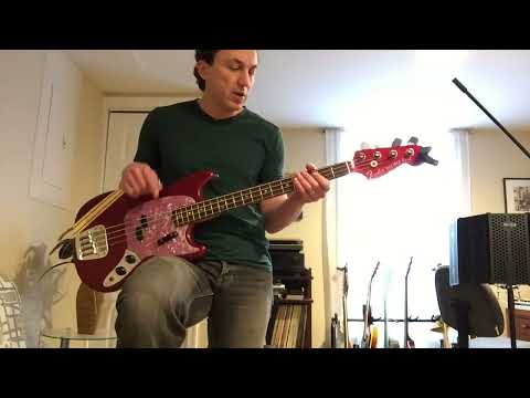 Видео: Работа музыкантом в США. Эпизод 26 - Бюро находок ( гитарных )