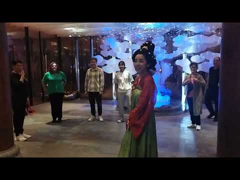 Видео: С семьей в Сиане