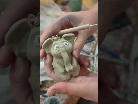 Видео: Фигурки из глины. 3 минуты о керамике
