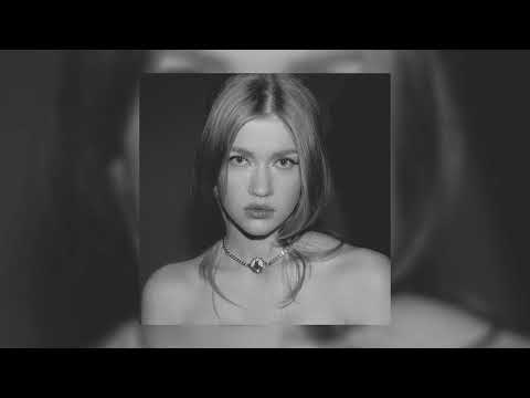 Видео: МОЯ МИШЕЛЬ - ЗИМА В СЕРДЦЕ (SLOWED)