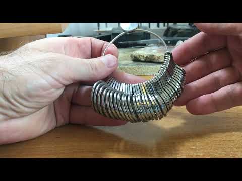 Видео: Ювелирный инструмент  Как определить размер кольца! Пальцемер