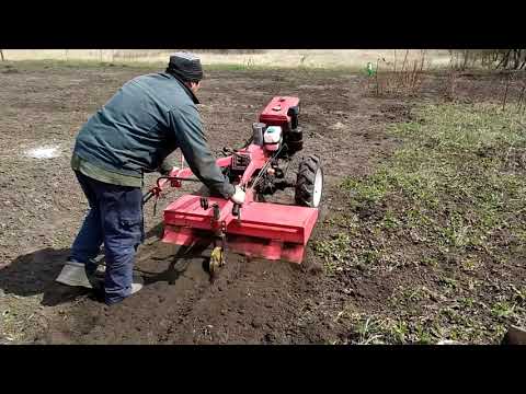 Видео: Работа 10 л.с.  мотоблока на тяжелых грунтах. Сравнение его работы с моим 15 лошадным! Справляется?